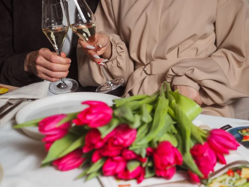 The One Thing Mainstream Dating Apps Miss for Christian Singles Over 40