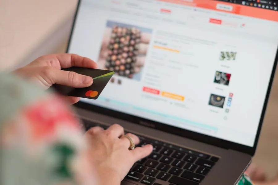 Why Wool Mesh Base Layers Beat Cotton for Winter